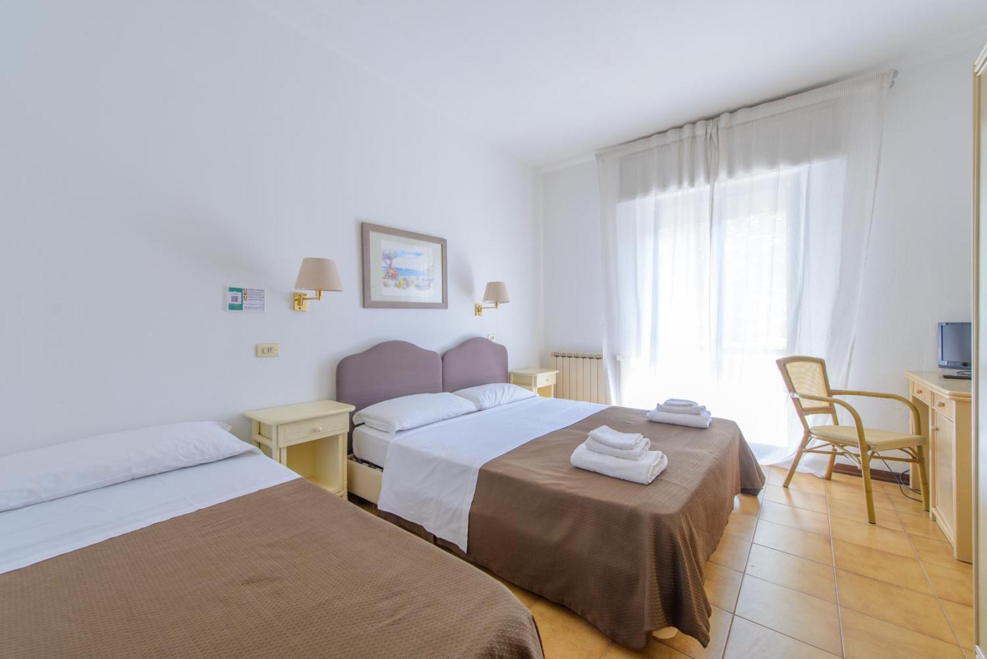Hotel Avana Mare Rimini Eksteriør billede